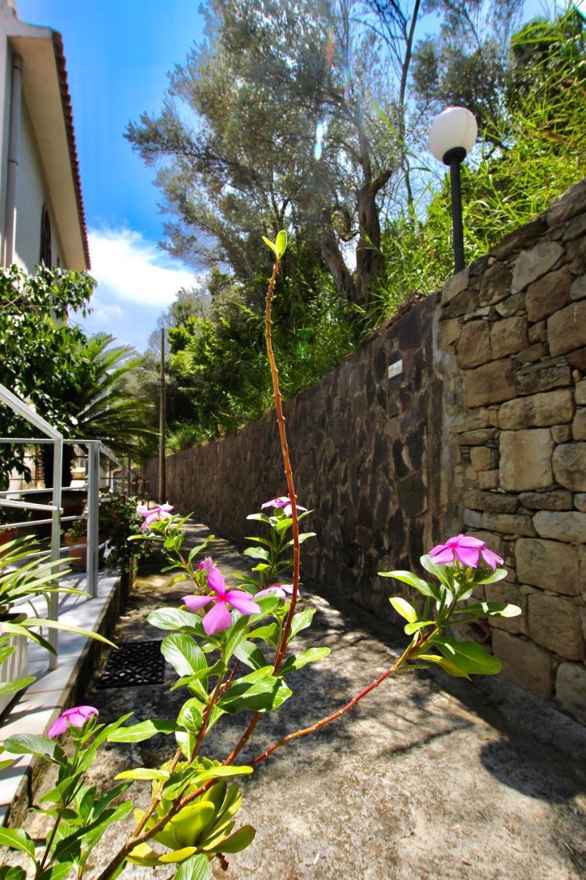 Le Case Del Borgo - Perla Capo d'Orlando Exterior photo
