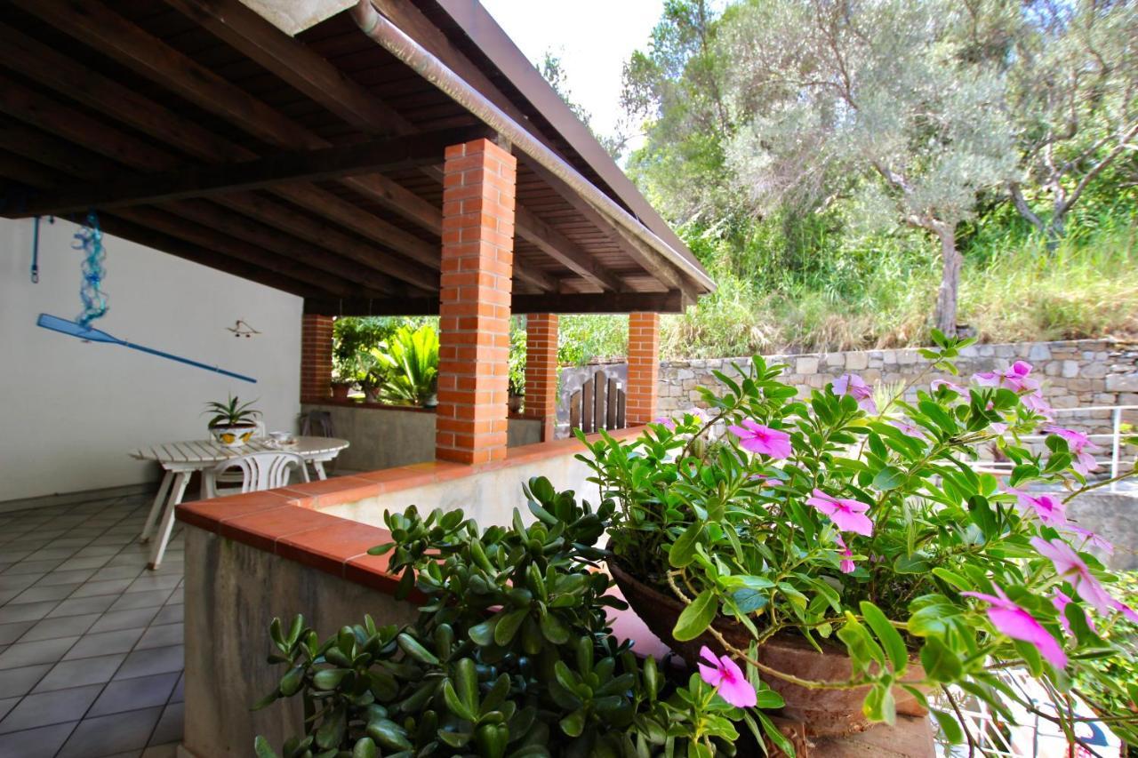 Le Case Del Borgo - Perla Capo d'Orlando Exterior photo