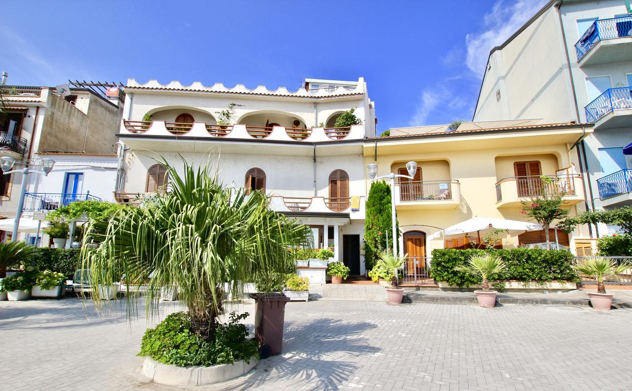 Le Case Del Borgo - Perla Capo d'Orlando Exterior photo